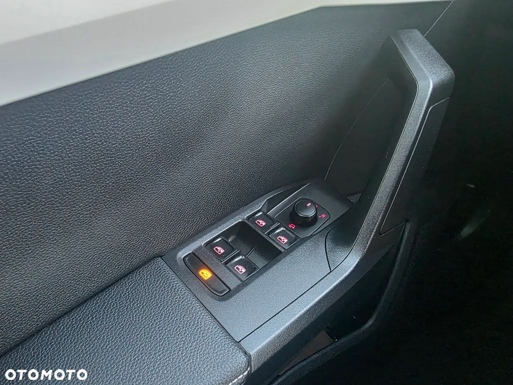 Seat Arona 1.0 Eco TSI XCELLENCE - 19