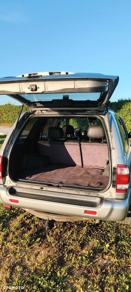Nissan Pathfinder 3.5 V6 - 6