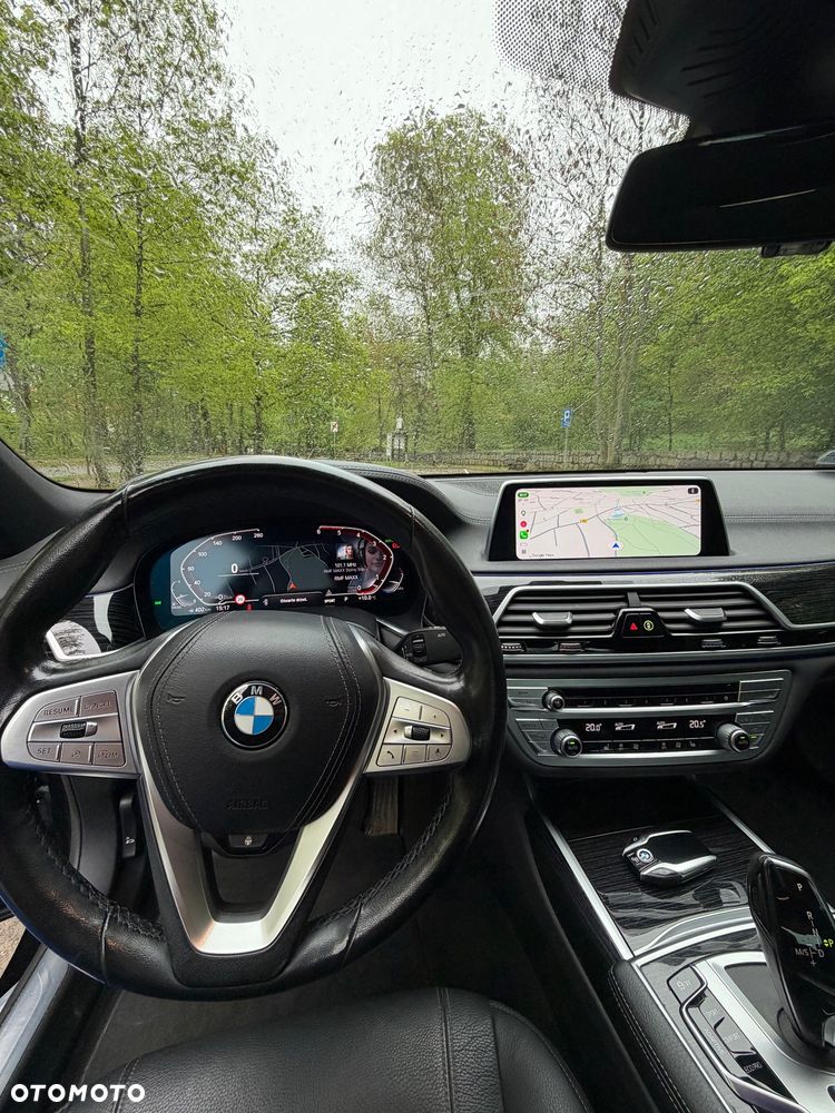 BMW Seria 7 730d xDrive sport - 10
