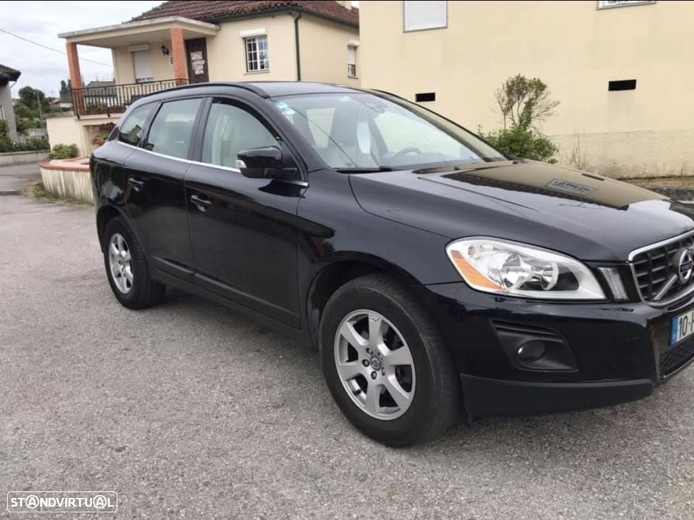 Volvo XC 60 2.4 D5 R-Design AWD Start/Stop - 4