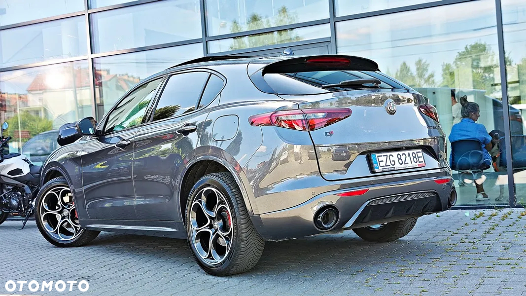 Alfa Romeo Stelvio 2.0 Turbo Veloce TI Q4 - 7