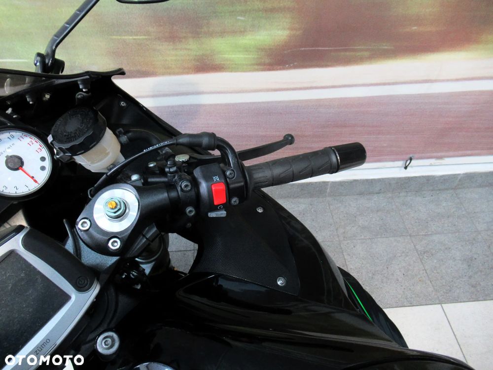 Kawasaki ZZR - 13