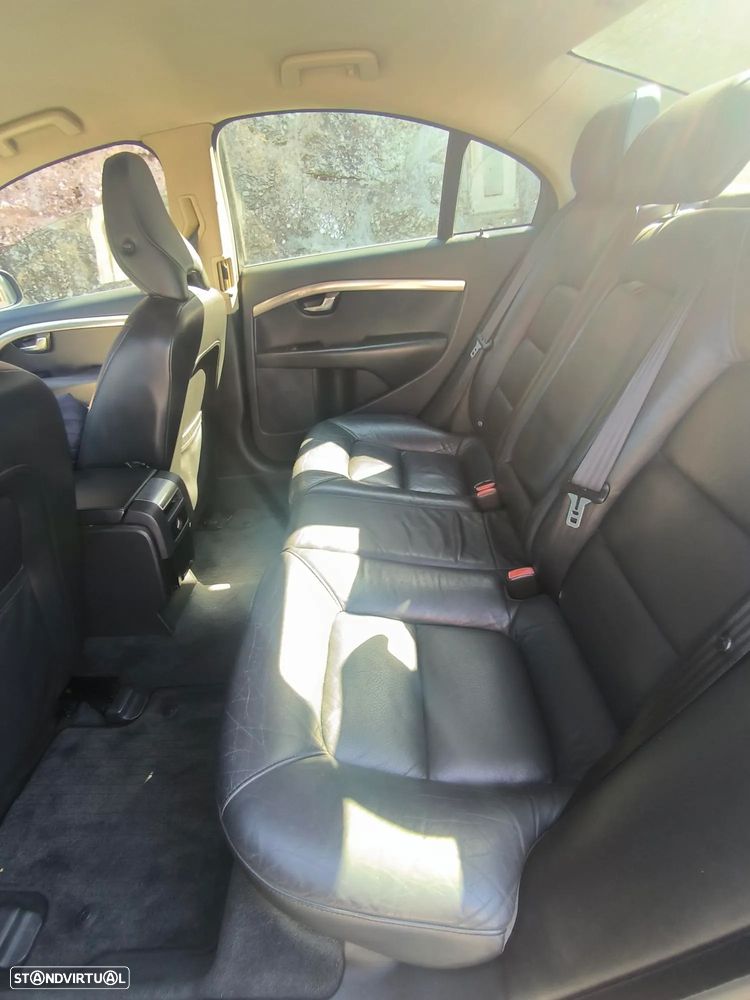 Volvo S80 2.0 D Momentum - 4
