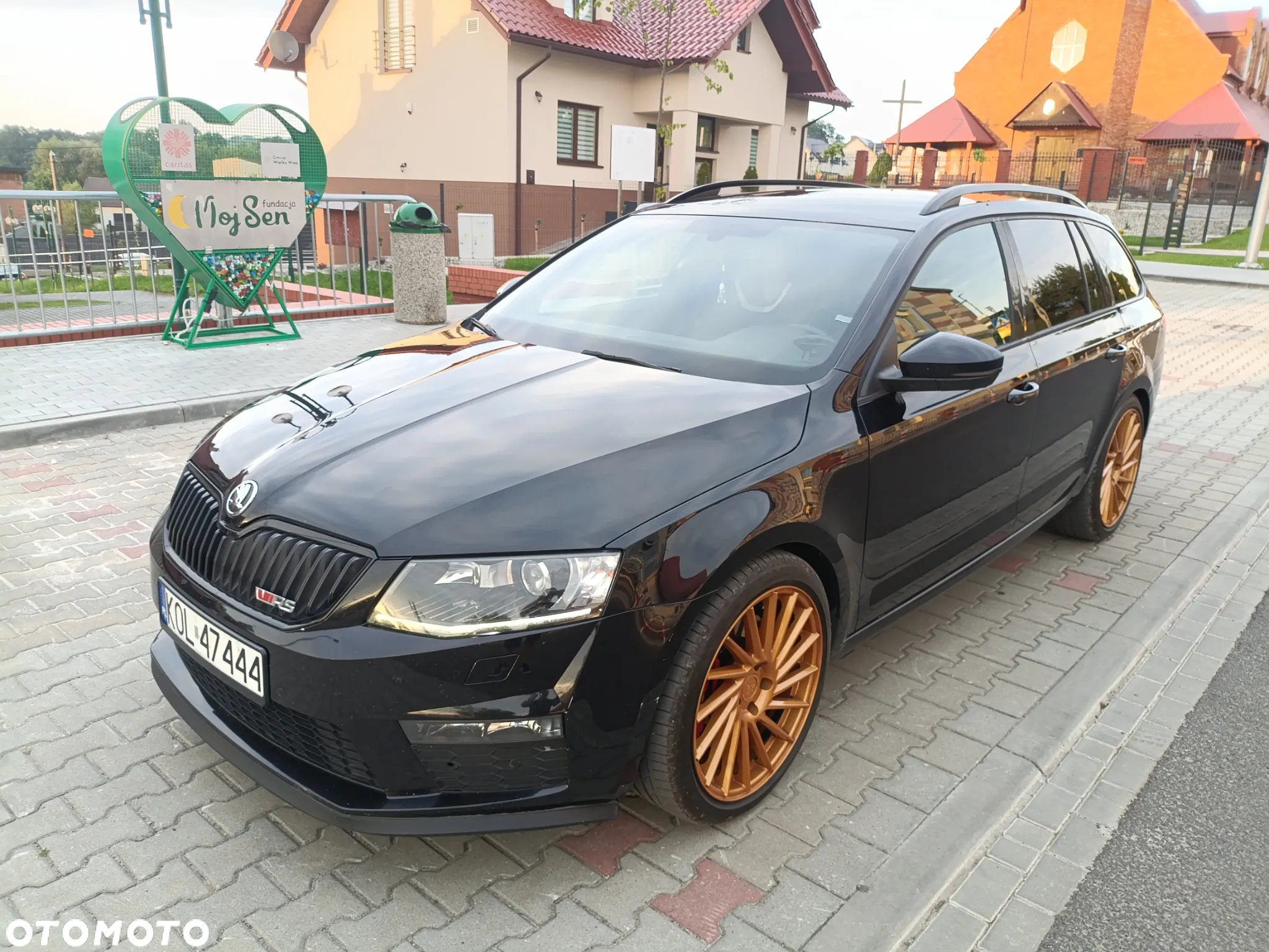 Skoda Octavia Combi 2.0 TDI RS - 5