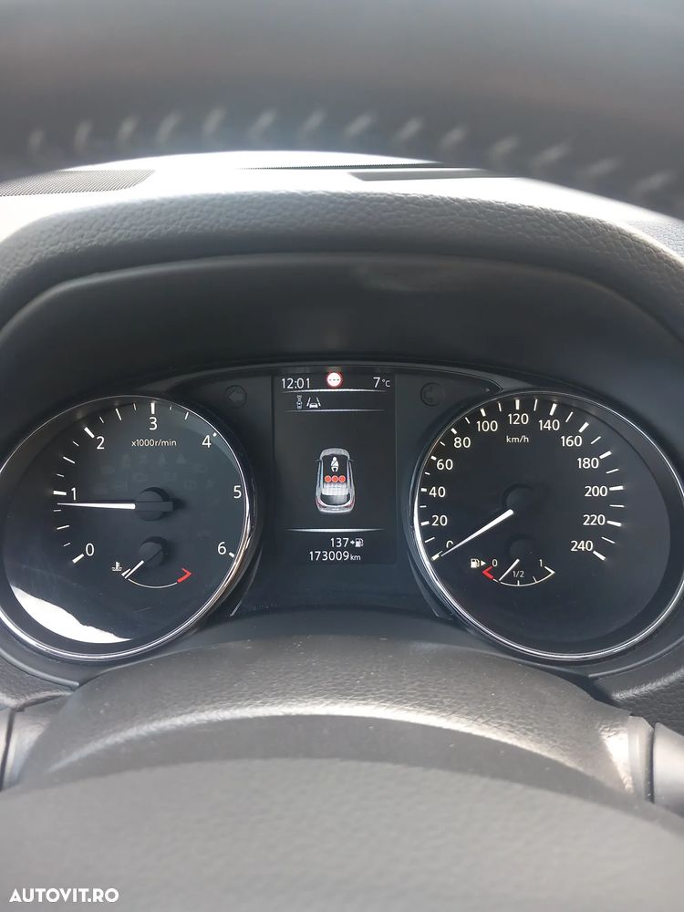 Nissan Qashqai 1.5 DCI TEKNA - 29