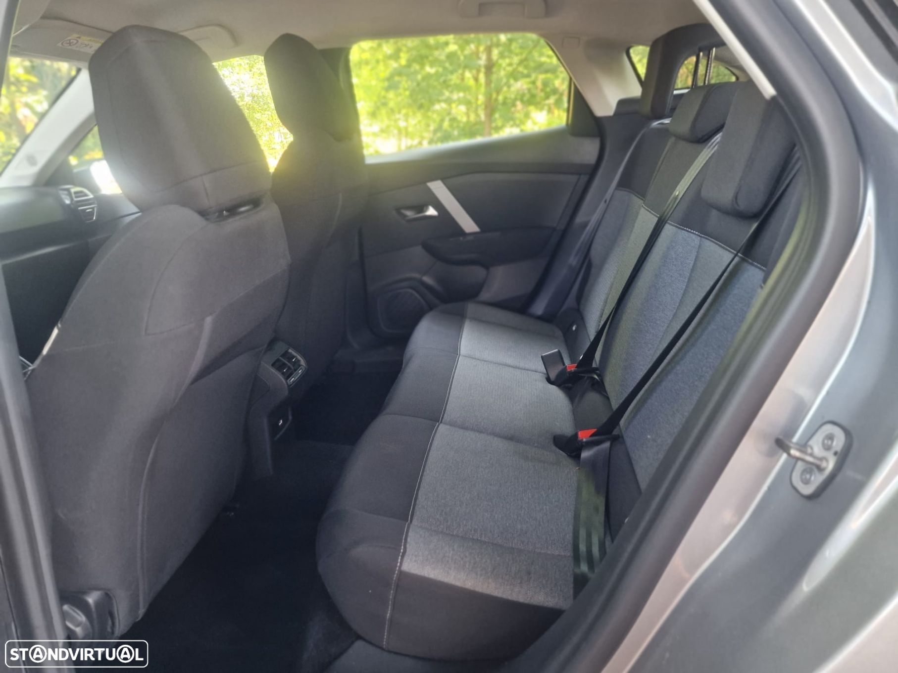 Citroën C4 1.2 PureTech Feel Pack EAT8 - 13