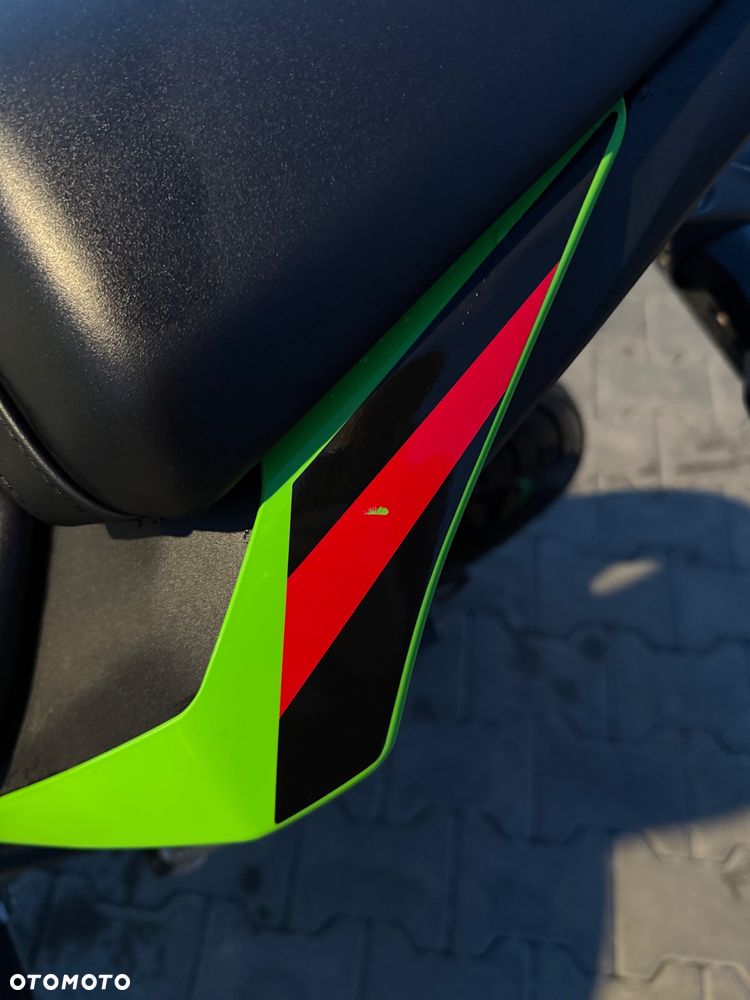 Kawasaki Ninja - 17