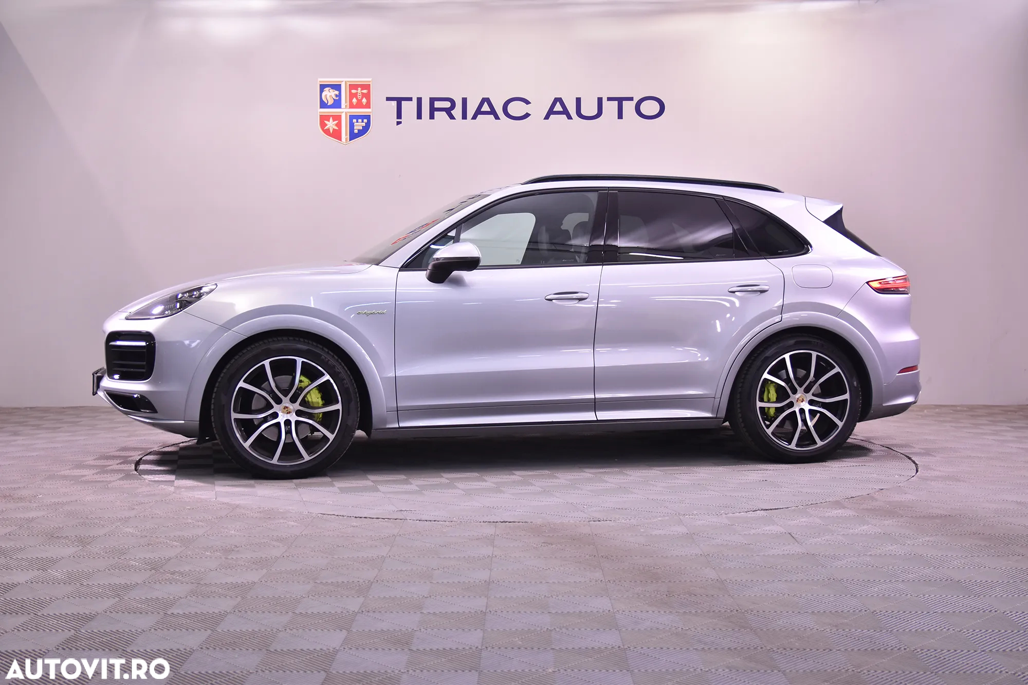 Porsche Cayenne E-Hybrid Tiptronic S - 2