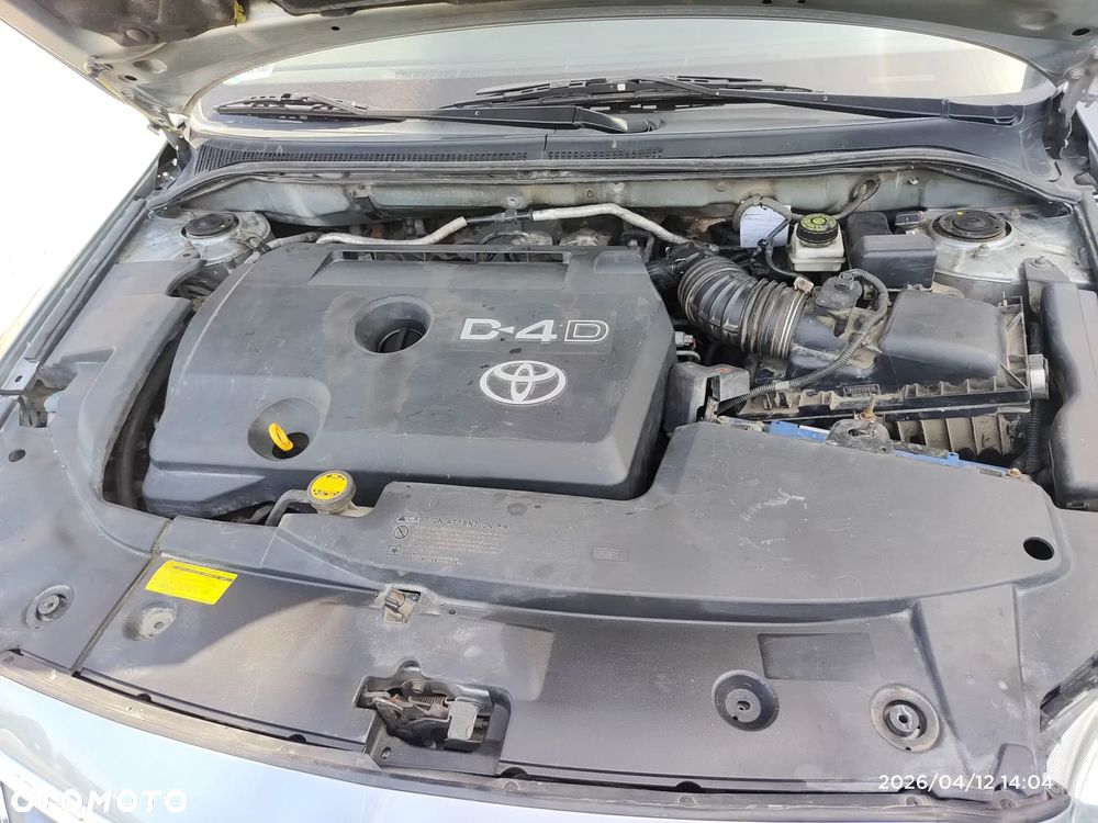 Toyota Avensis 2.2 D-4D Sol NAVI - 7