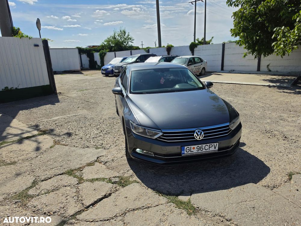 Volkswagen Passat 2.0 TDI (BlueMotion Technology) DSG Comfortline - 24