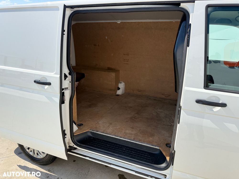 Volkswagen Transporter California T6.1 Beach Tour - 22