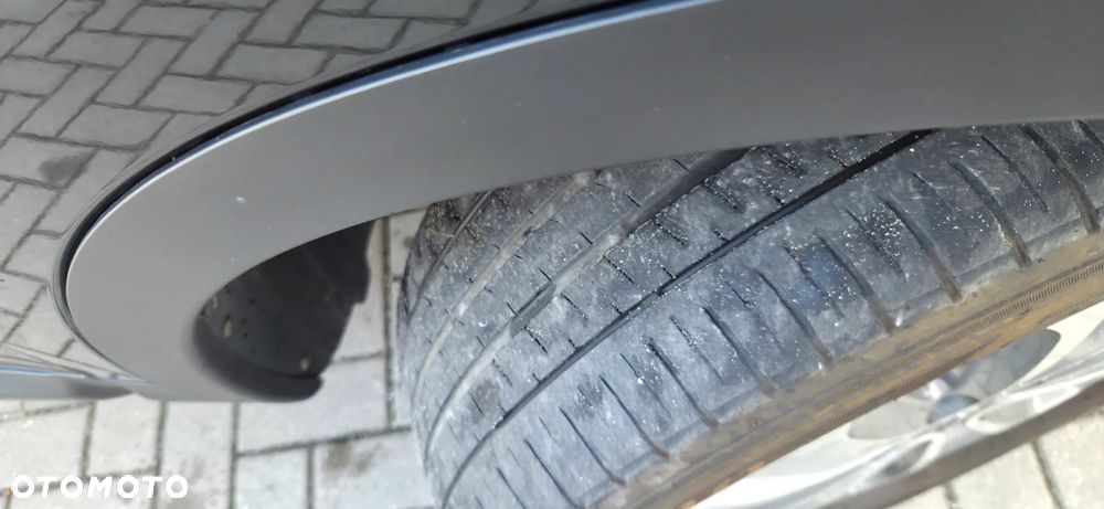 Nissan Qashqai 1.6 dCi 4 x 4 DPF Start/Stop tekna - 24
