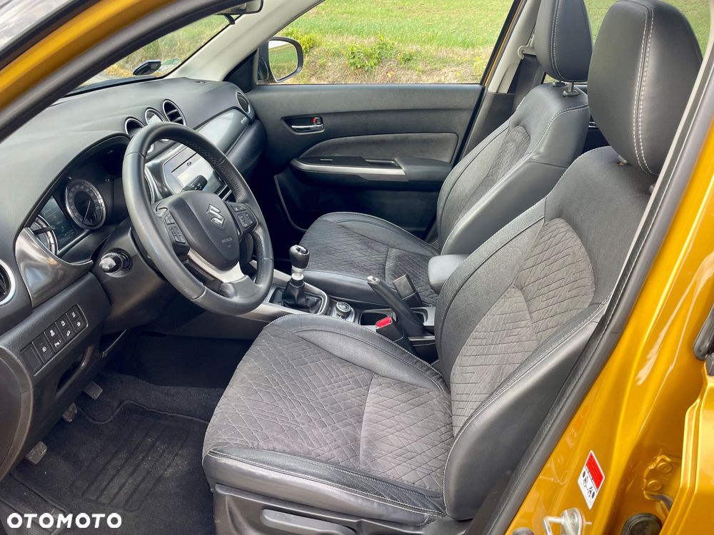 Suzuki Vitara 1.4 Boosterjet Hybrid Allgrip Comfort+ "SHINKAI" - 20