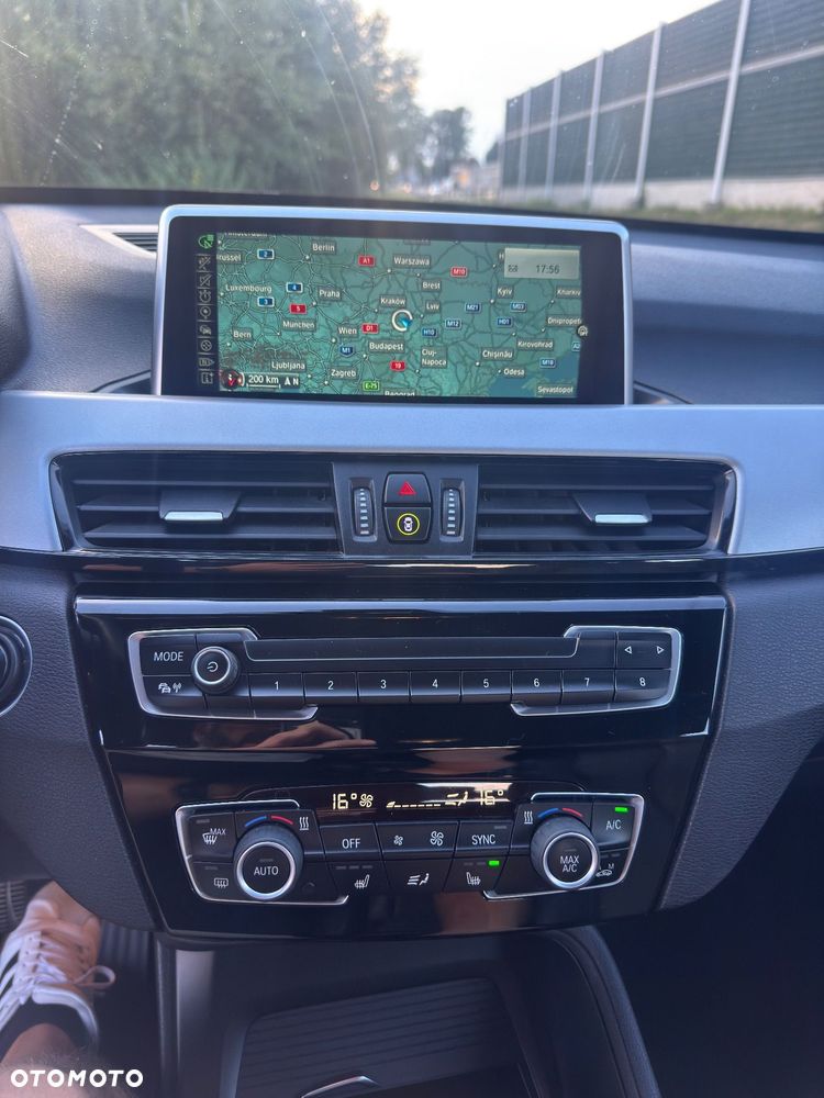 BMW X1 sDrive18d - 17