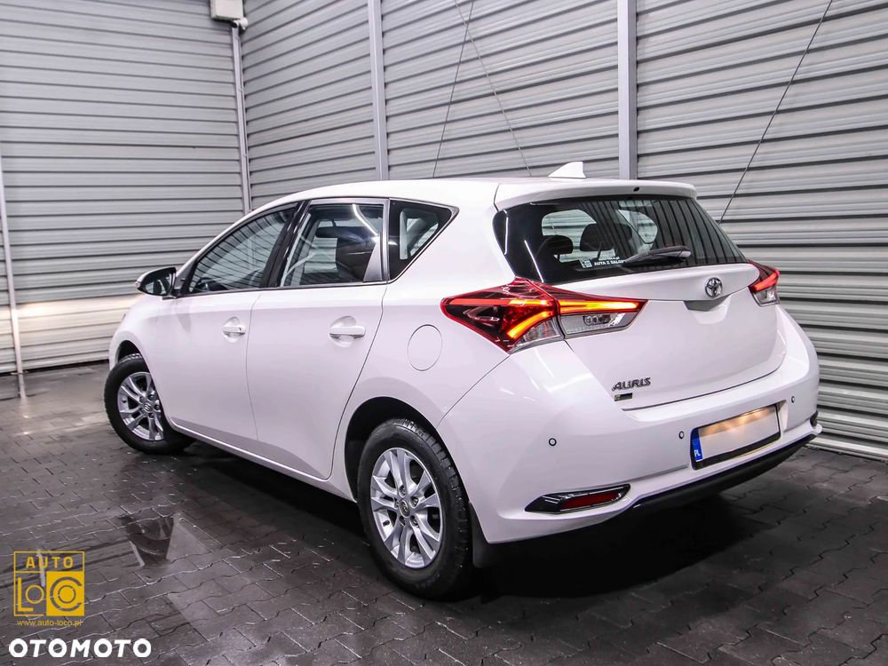 Toyota Auris 1.33 VVT-i Active - 4