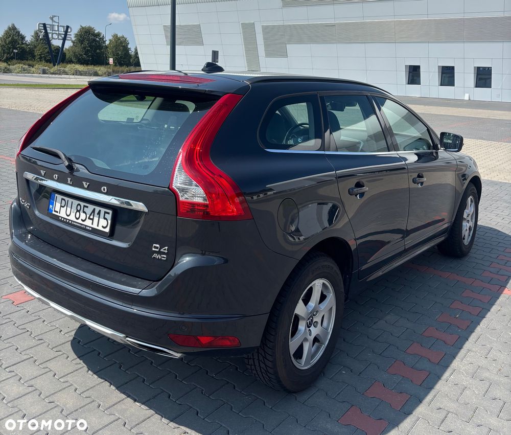 Volvo XC 60 D4 AWD Momentum - 3