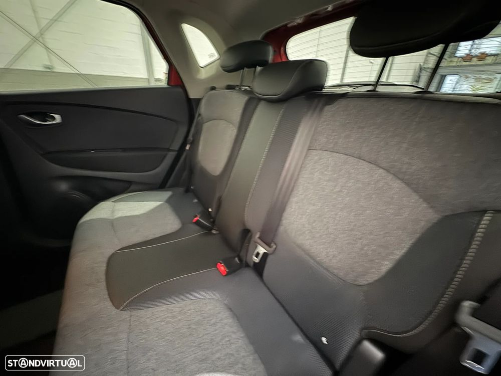 Renault Captur 0.9 TCE Exclusive - 29