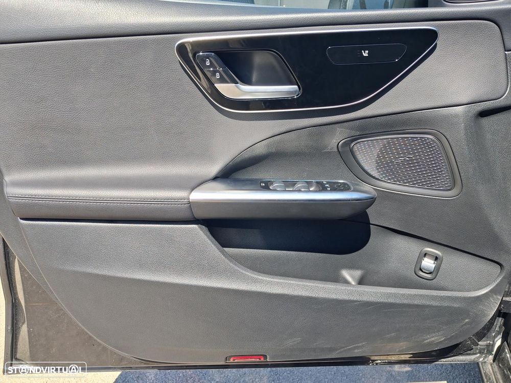 Mercedes-Benz C 300 de Avantgarde - 8