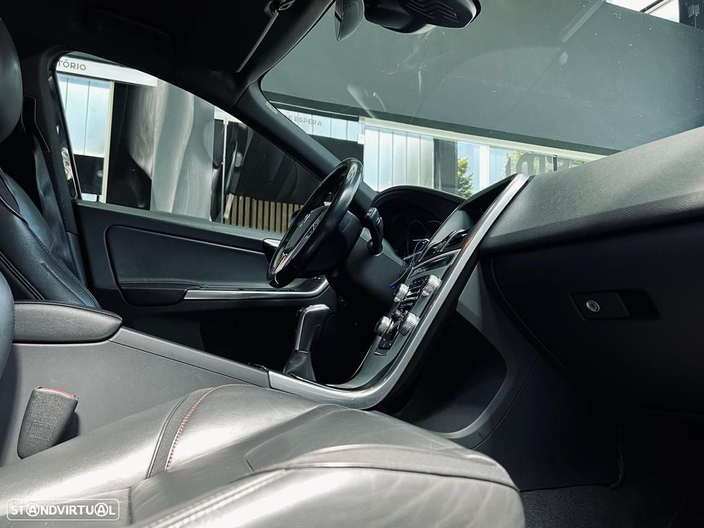 Volvo XC 60 2.0 D4 Volvo Ocean Race - 19