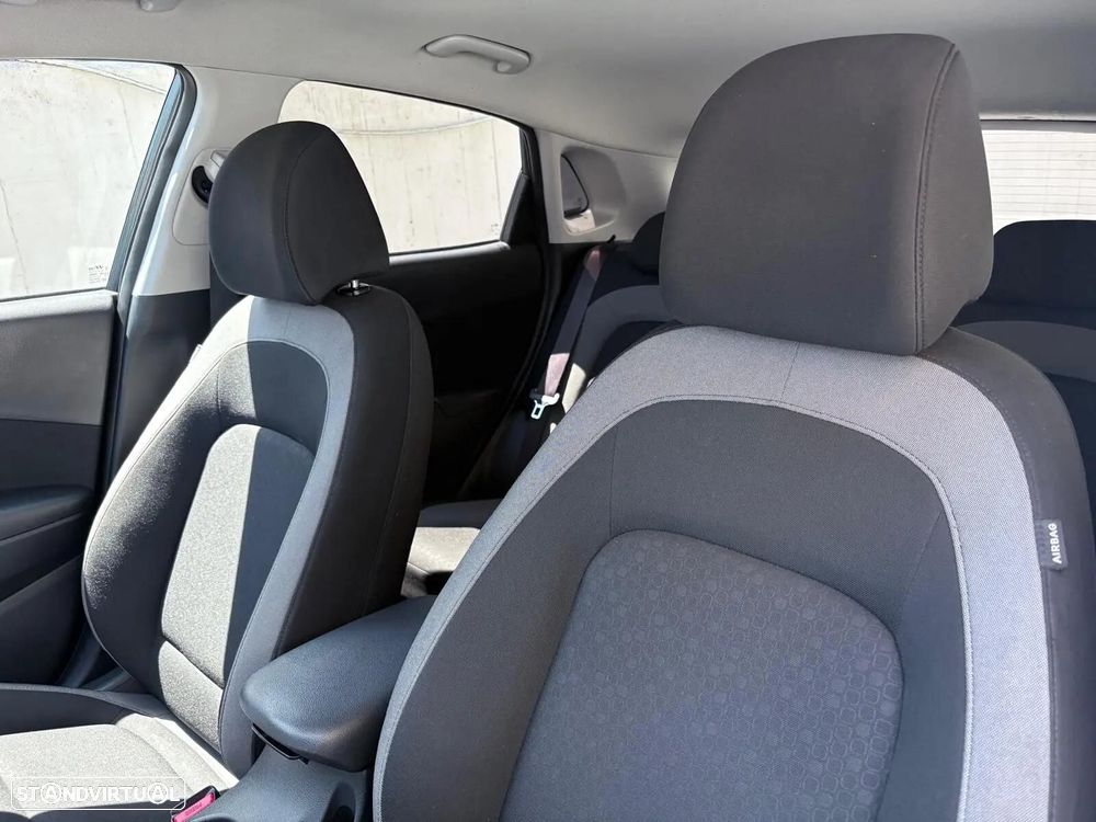 Hyundai Kauai 1.0 T-GDi Premium - 32
