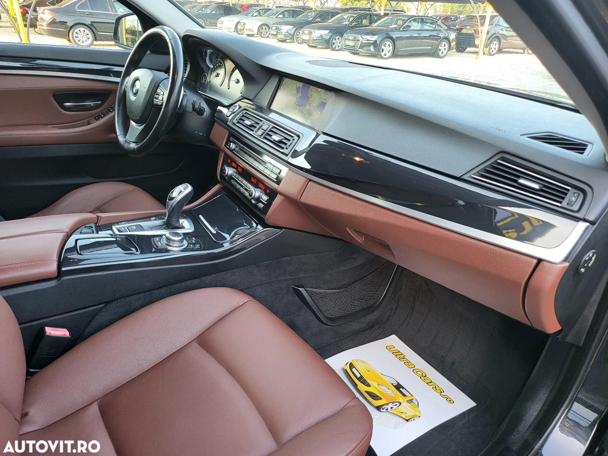 BMW Seria 5 520d Aut. - 12