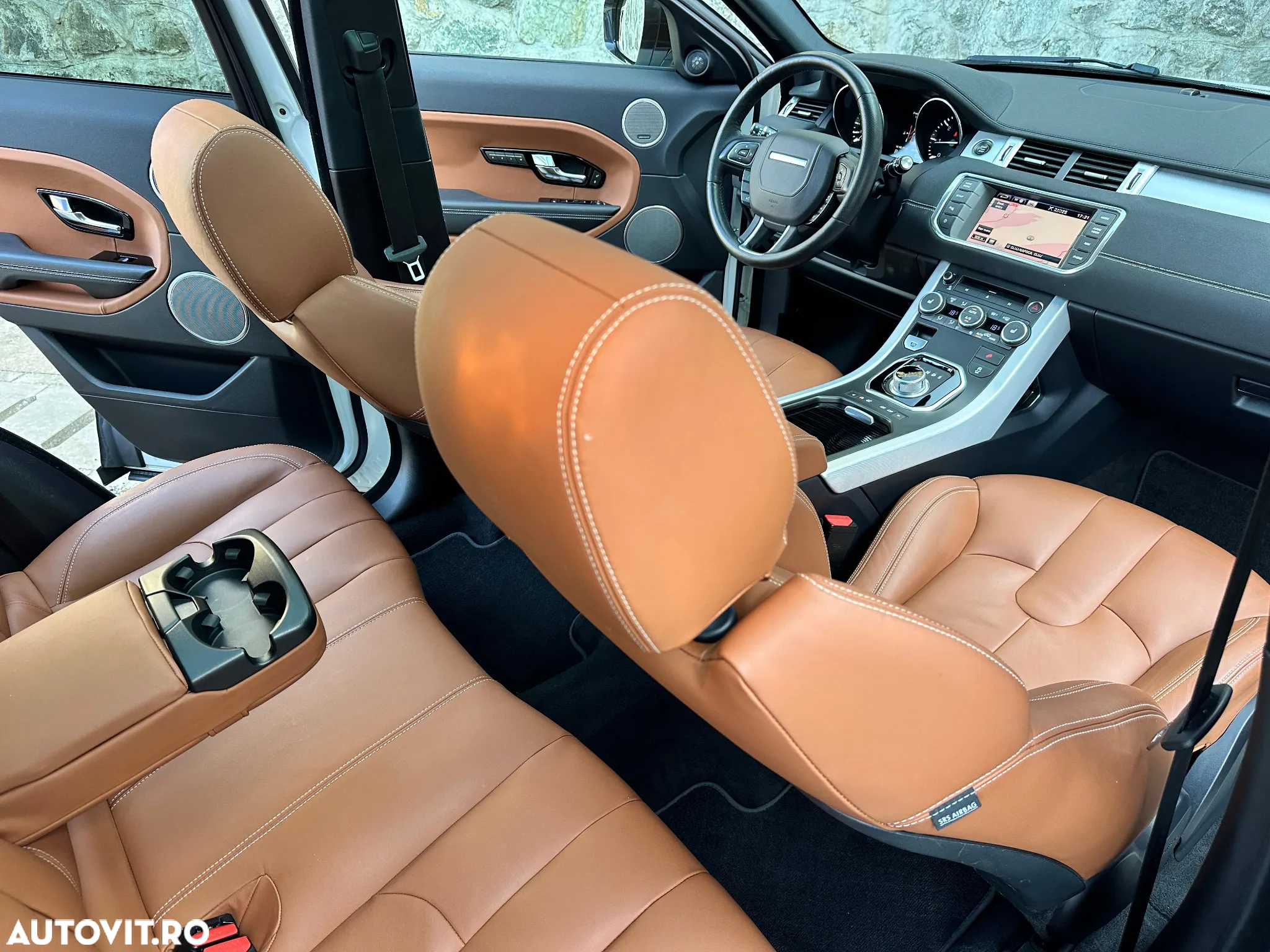 Land Rover Range Rover Evoque - 8