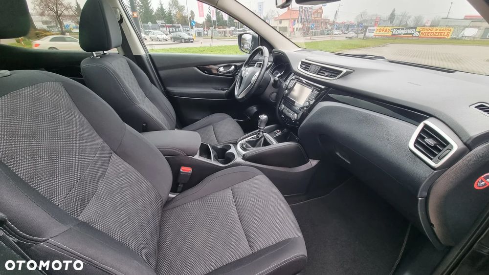 Nissan Qashqai 1.2 DIG-T Tekna EU6 - 17