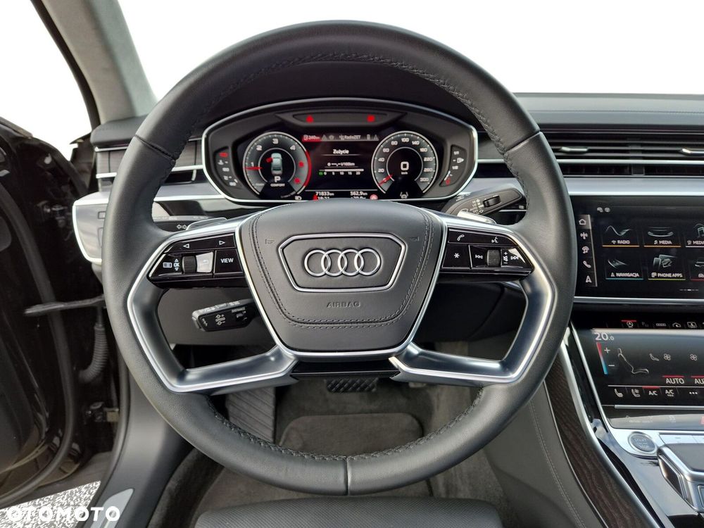 Audi A8 - 16