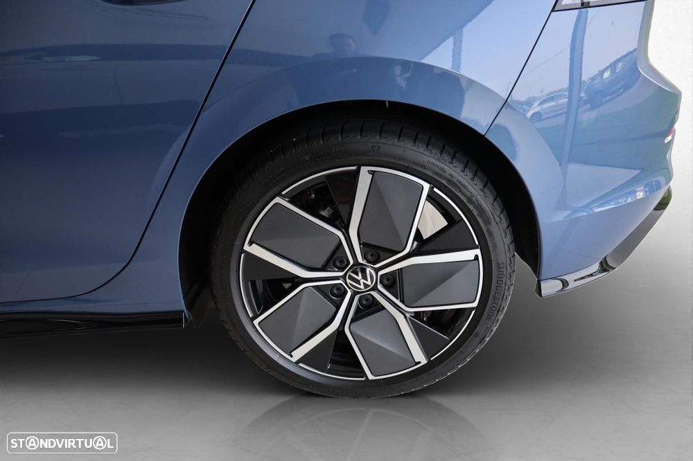 VW Golf 1.5 eTSI R-Line DSG - 20