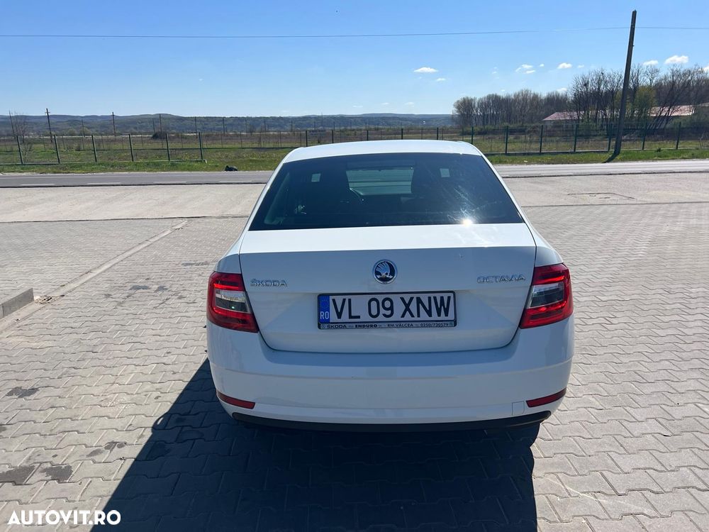 Skoda Octavia 1.4 TSI AMBITION DSG - 5