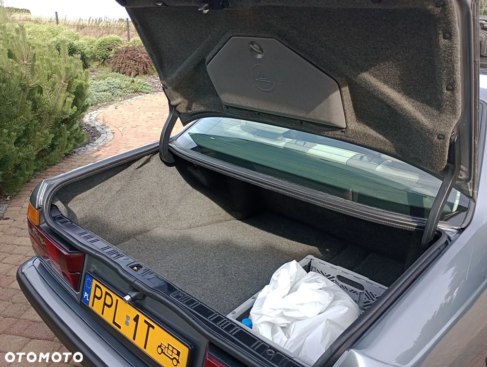BMW Seria 7 - 27