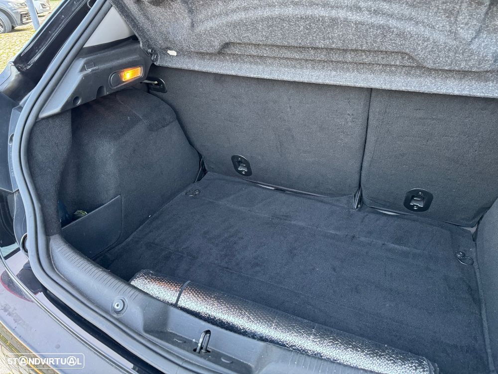 Alfa Romeo Giulietta 1.4 T M-air Distinctive - 20