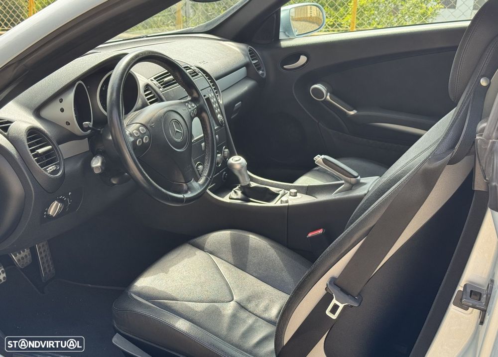 Mercedes-Benz SLK 200 - 11