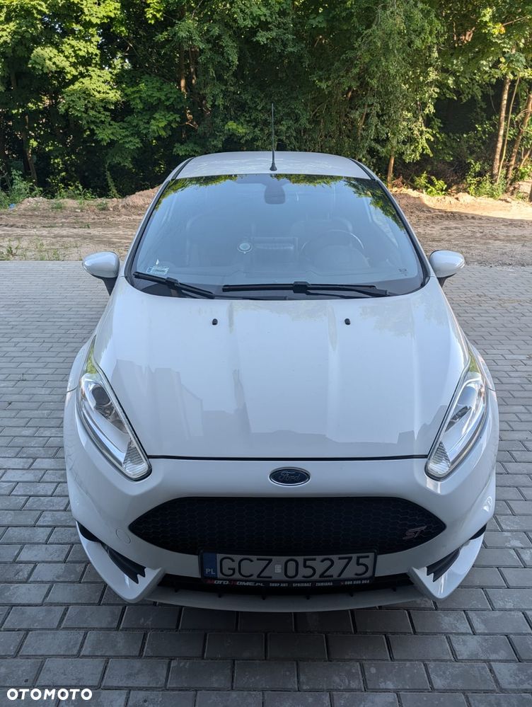 Ford Fiesta ST - 5