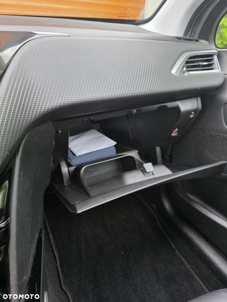 Peugeot 2008 PureTech 110 Stop&Start Crossway - 22