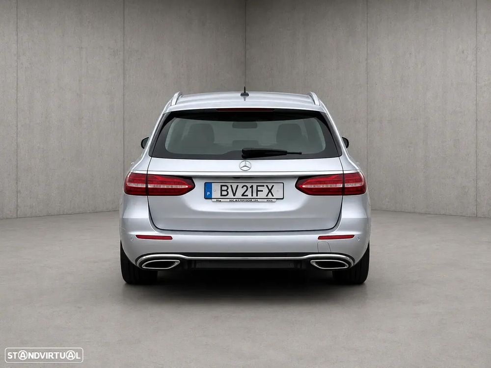 Mercedes-Benz E 220 - 6