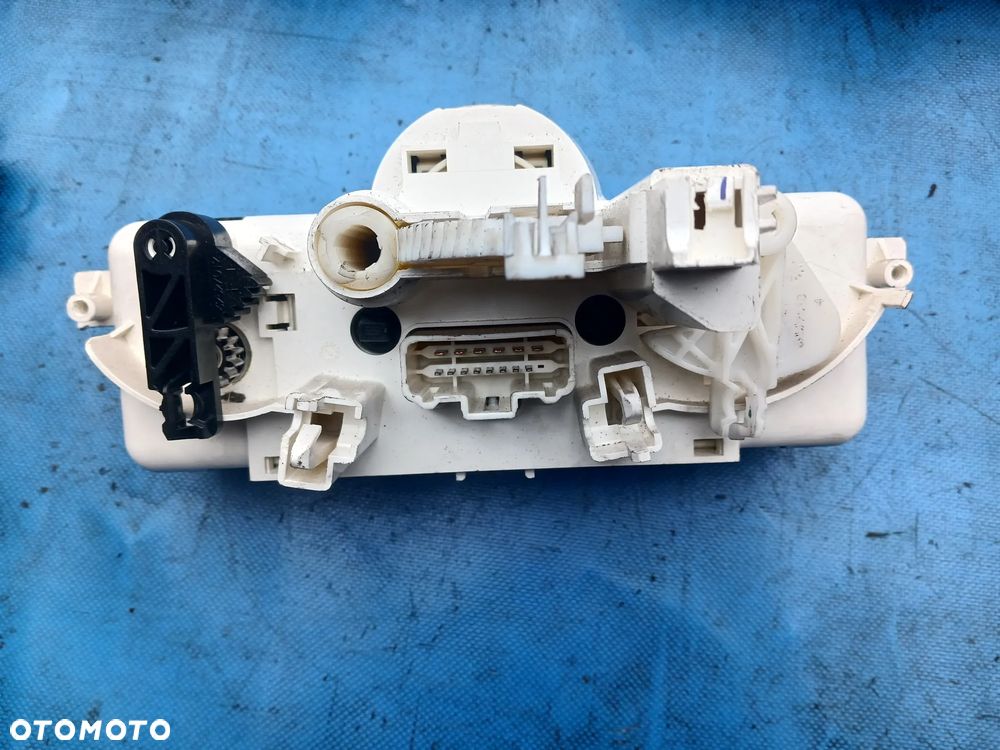 Panel nawiewu klimatyzacji Renault Scenic Megane Clio 3 III Modus Kangoo II Citan nawiewu nadmuchu temperatury regulacja ogrzewania - 3