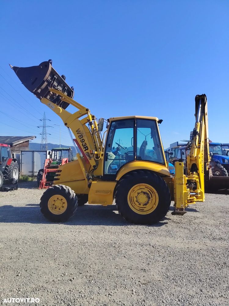 Komatsu WB 93 R - 3