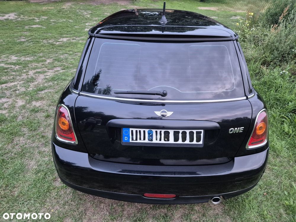 MINI ONE - 10