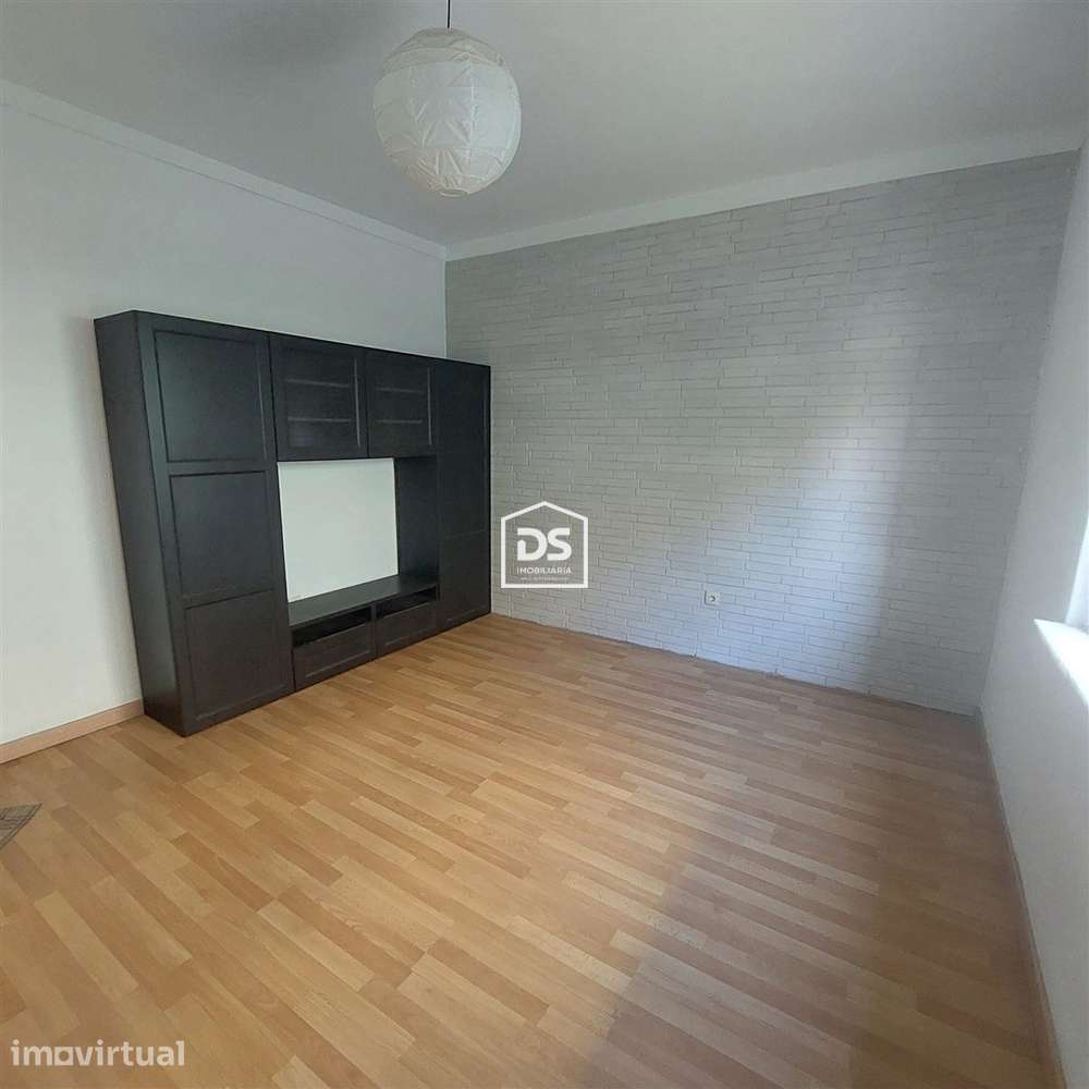 Apartamento T2 Arrendamento em Santa Iria de Azoia, São João da Talha - Grande imagem: 5/18