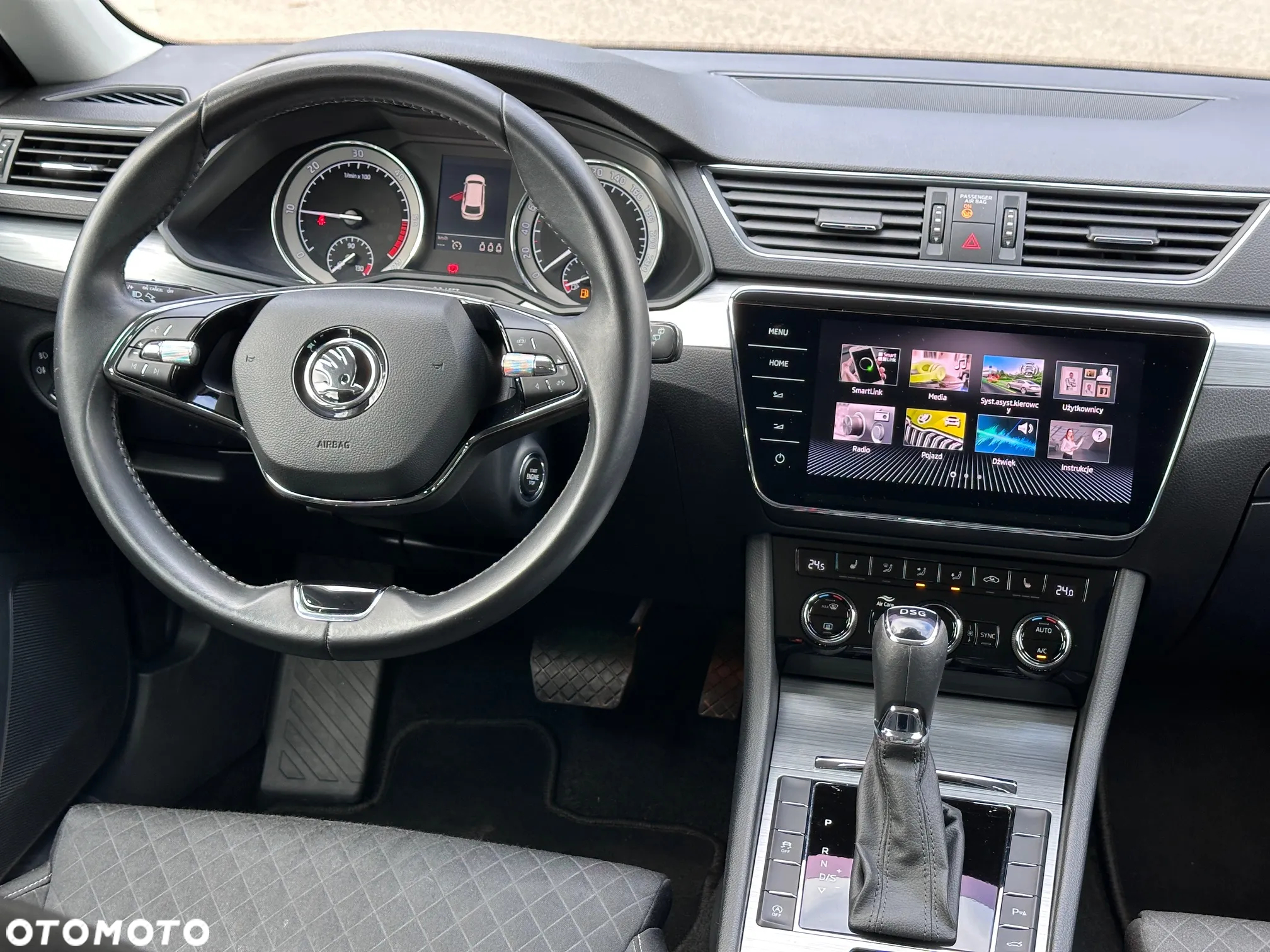 Skoda Superb 2.0 TDI SCR Ambition DSG - 22