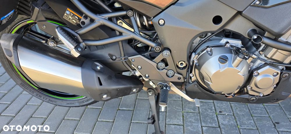 Kawasaki Versys 1000 - 16