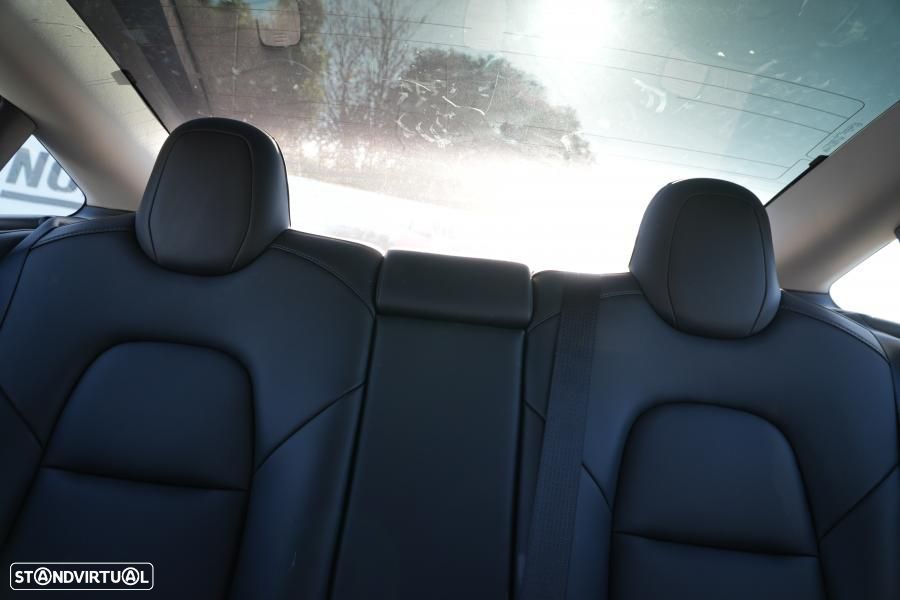 Tesla Model 3 Long Range Tração Traseira - 10