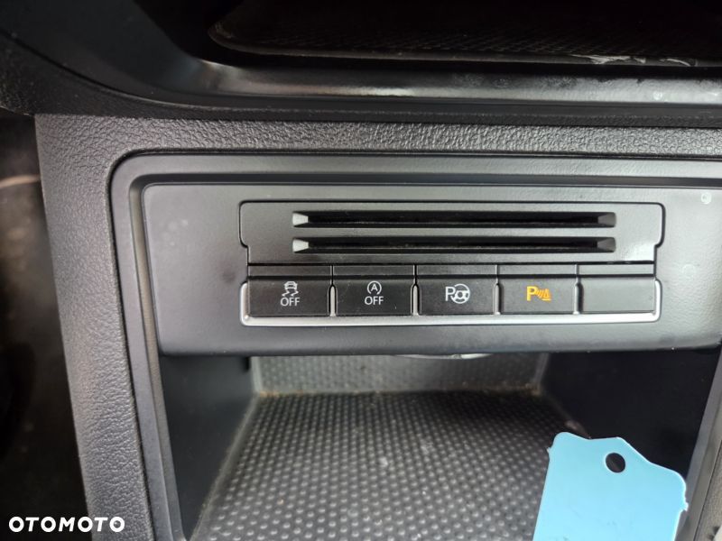 Volkswagen Tiguan - 30