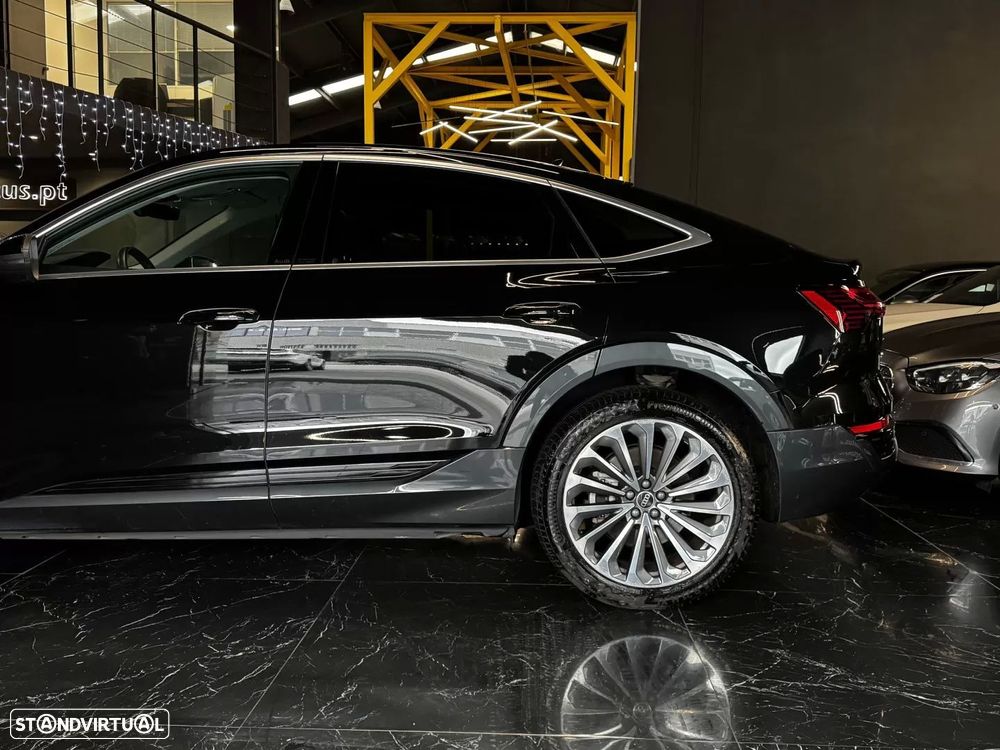 Audi Q8 e-Tron Sportback 55 quattro Advanced - 11