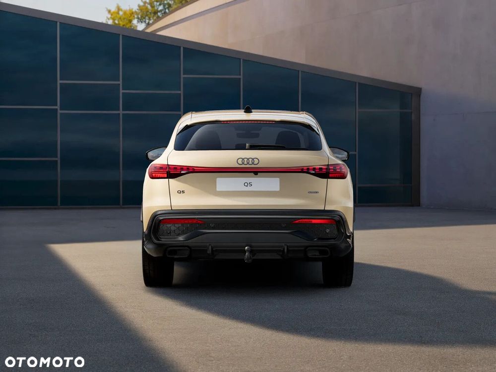 Audi Q5 Sportback - 4