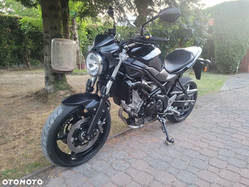 Suzuki SV - 16
