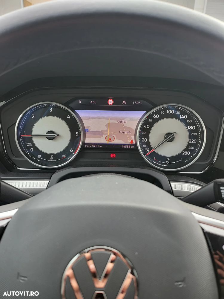 Volkswagen Touareg V6 TDI Style - 11