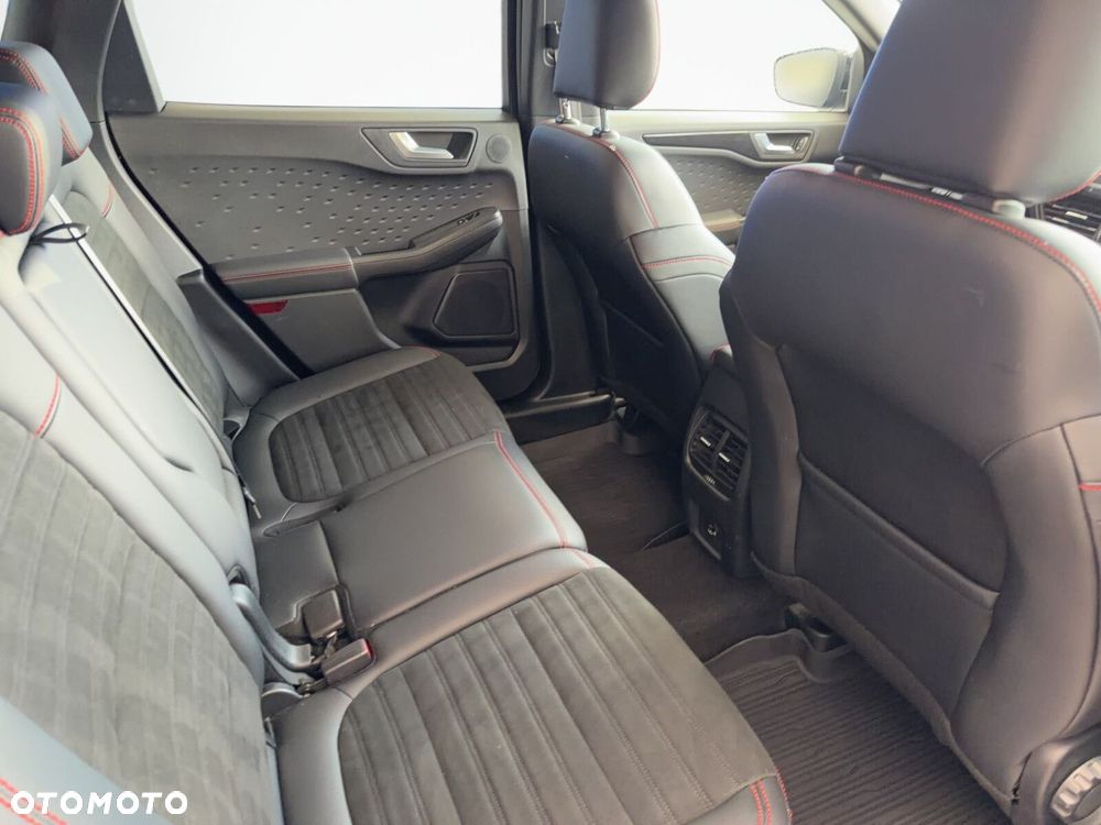 Ford Kuga - 18