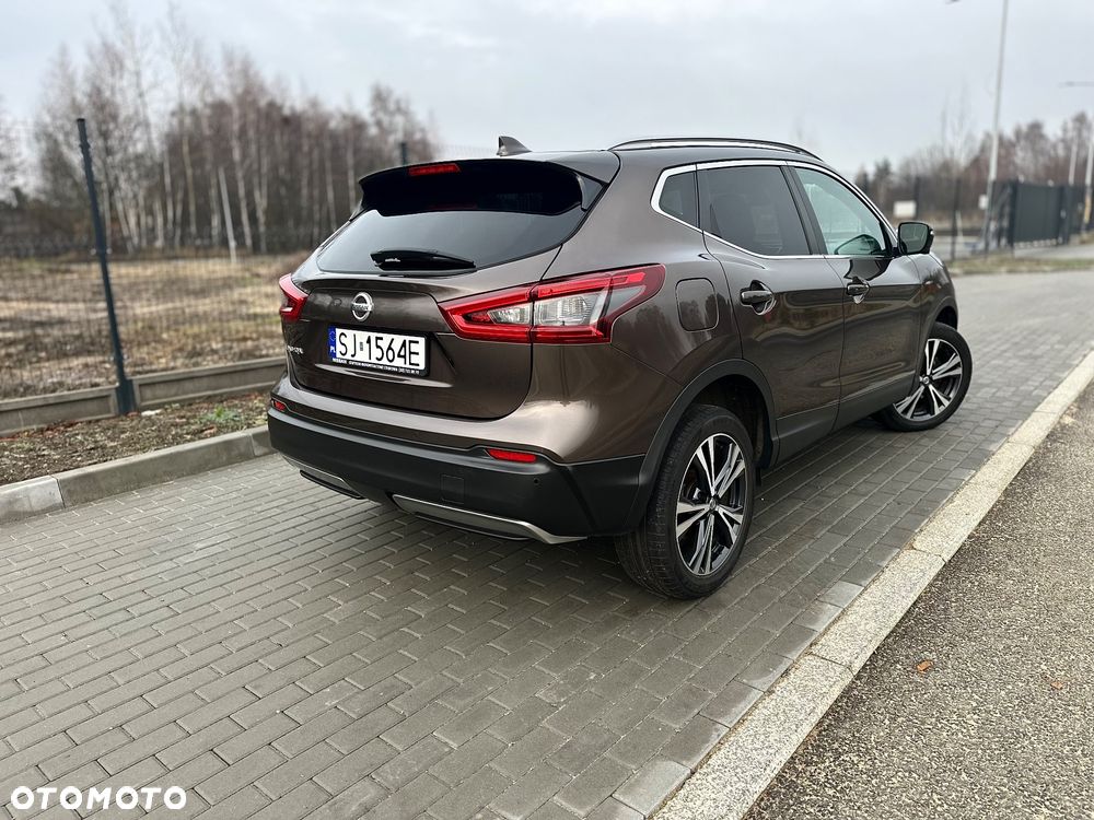 Nissan Qashqai 1.3 DIG-T N-Connecta DCT - 6